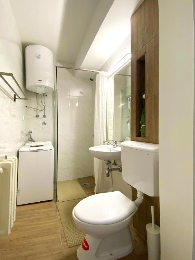 Apartamento Apartman Milica Ni Exterior foto