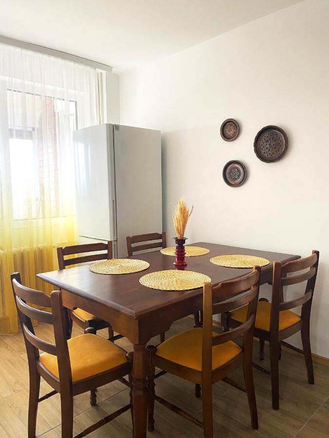 Apartamento Apartman Milica Ni Exterior foto